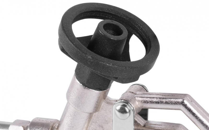 Pistole na montážní pěnu FG102