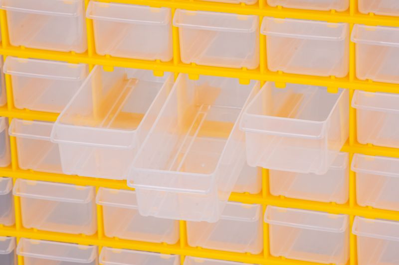 Organizér na stěnu 64 zásuvek, 50 x 16 x 39 cm