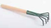 Drápek (kypřič) s pěti hroty a násadou